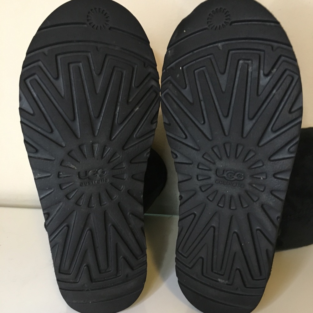 Black Uggs - image 6
